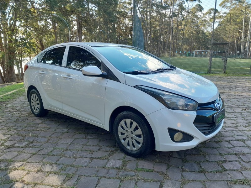 HB20S 1.0 COMFORT PLUS 12V FLEX 4P MANUAL - 2015 - CAXIAS DO SUL