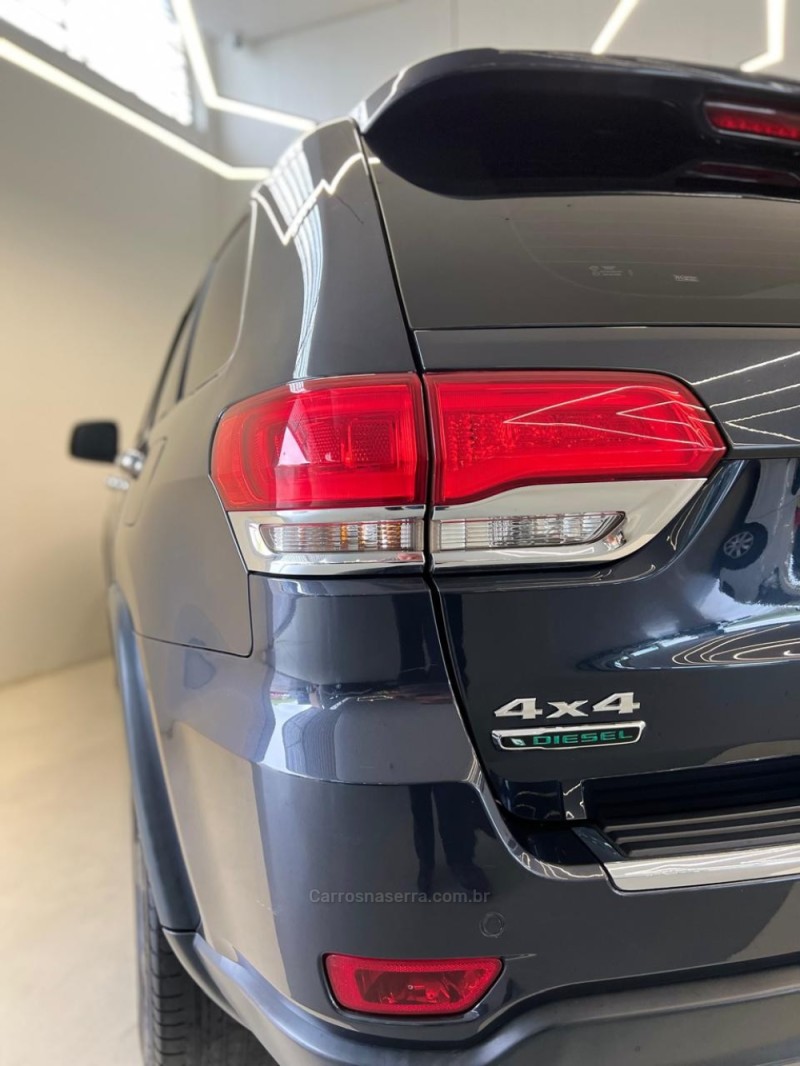 GRAND CHEROKEE 3.0 LIMITED 4X4 V6 24V TURBO DIESEL 4P AUTOMÁTICO - 2015 - NOVO HAMBURGO