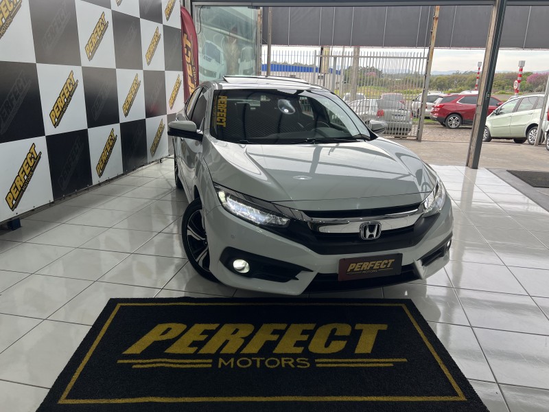 CIVIC 1.5 16V TOURING TURBO GASOLINA 4P AUTOMÁTICO - 2017 - PORTãO
