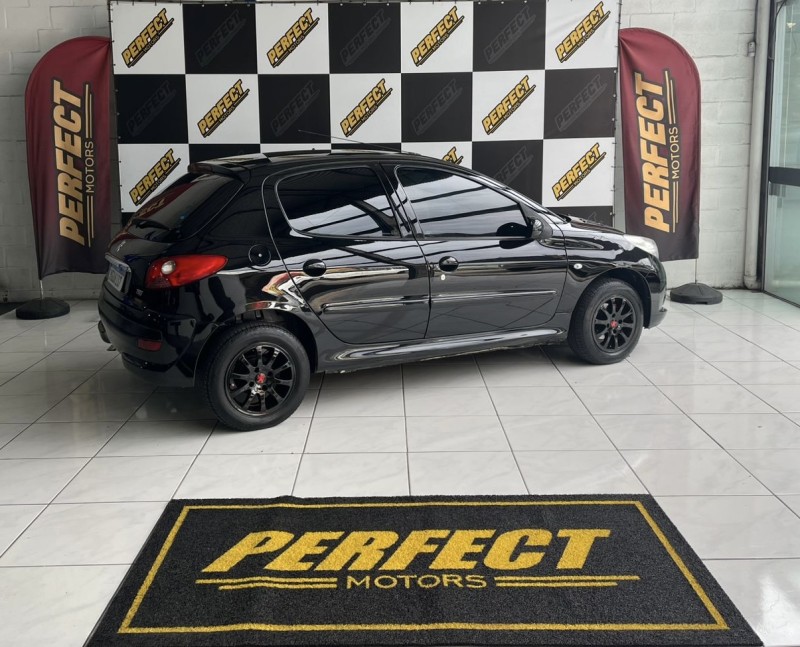 207 1.4 XR 8V FLEX 4P MANUAL - 2011 - PORTãO