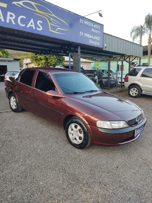 VECTRA 2.2 MPFI GLS 8V GASOLINA 4P MANUAL - 1999 - VALE REAL