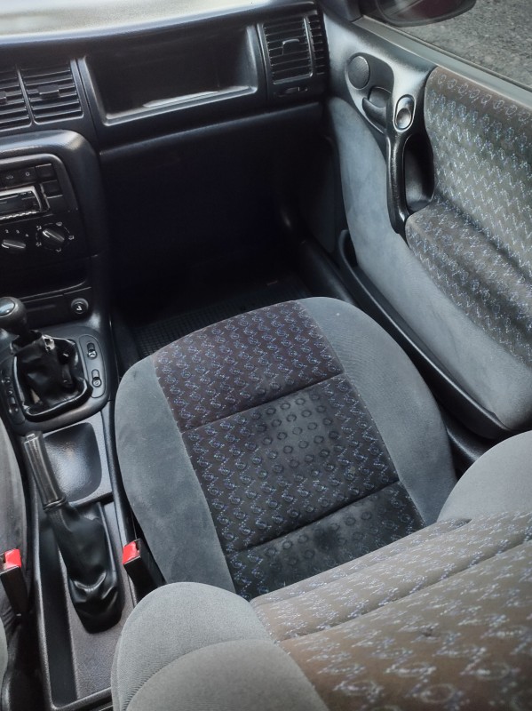 VECTRA 2.2 MPFI GLS 8V GASOLINA 4P MANUAL - 1999 - VALE REAL