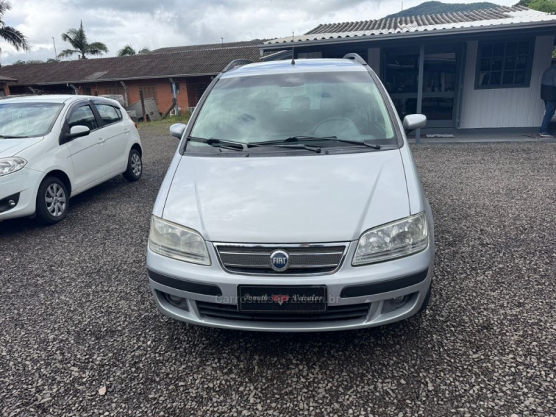 IDEA 1.4 MPI ELX 8V FLEX 4P MANUAL - 2006 - IGREJINHA