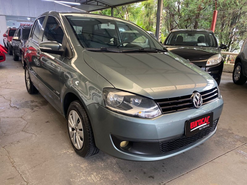 FOX 1.0 ITREND 8V FLEX 4P MANUAL - 2011 - CAXIAS DO SUL