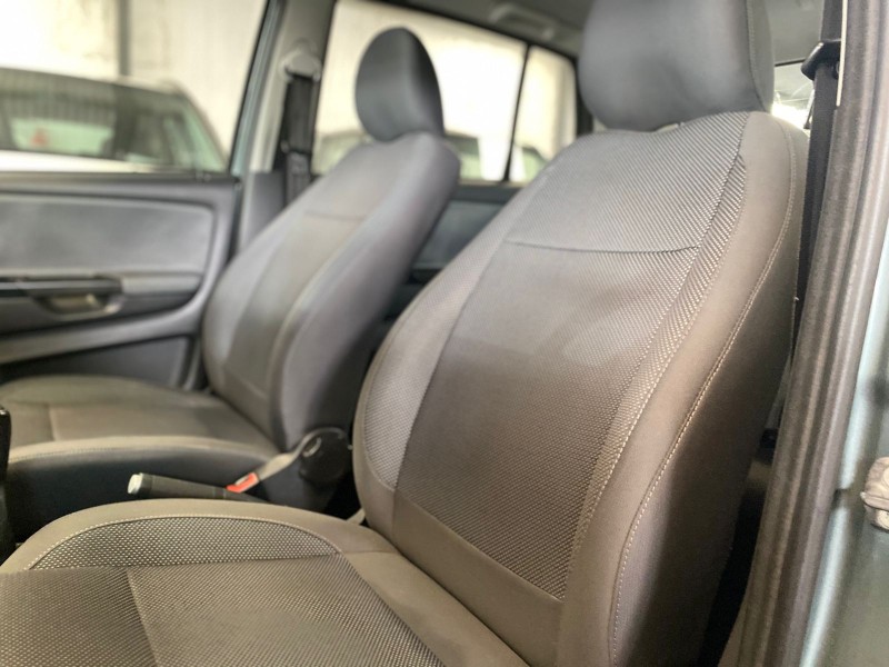 FOX 1.0 ITREND 8V FLEX 4P MANUAL - 2011 - CAXIAS DO SUL