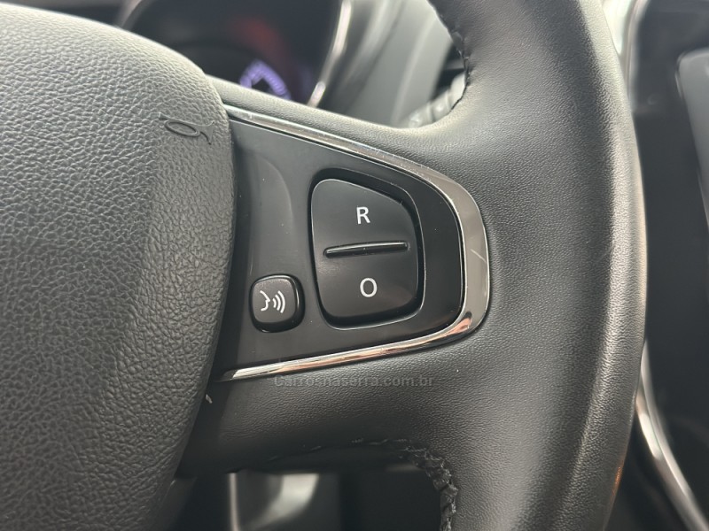 CAPTUR 1.6 16V FLEX INTENSE AUTOMÁTICO - 2018 - SANTA CRUZ DO SUL