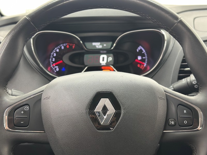 CAPTUR 1.6 16V FLEX INTENSE AUTOMÁTICO - 2018 - SANTA CRUZ DO SUL