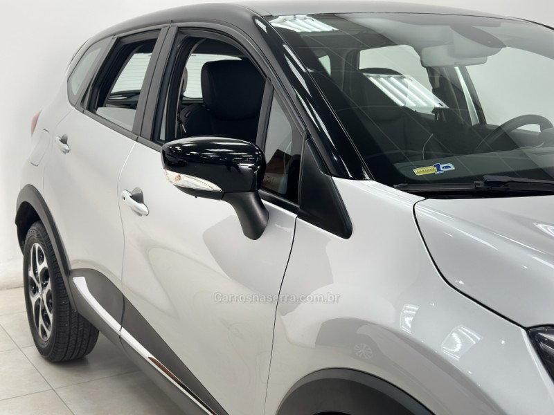 CAPTUR 1.6 16V FLEX INTENSE AUTOMÁTICO - 2018 - SANTA CRUZ DO SUL