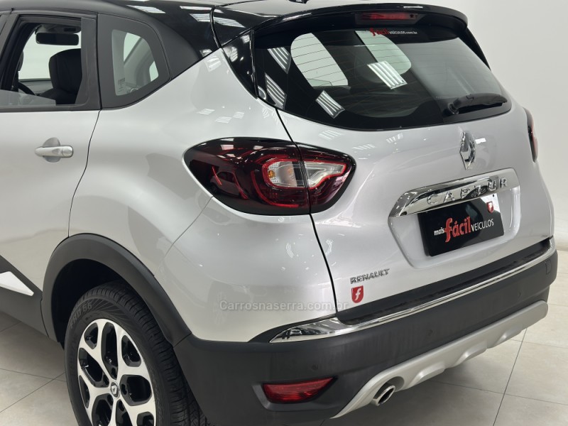 CAPTUR 1.6 16V FLEX INTENSE AUTOMÁTICO - 2018 - SANTA CRUZ DO SUL