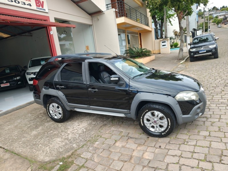 PALIO 1.8 MPI ADVENTURE LOCKER WEEKEND 16V FLEX 4P MANUAL - 2012 - GUAPORé