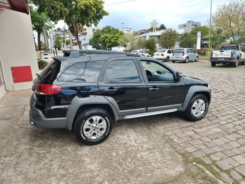 PALIO 1.8 MPI ADVENTURE LOCKER WEEKEND 16V FLEX 4P MANUAL - 2012 - GUAPORé