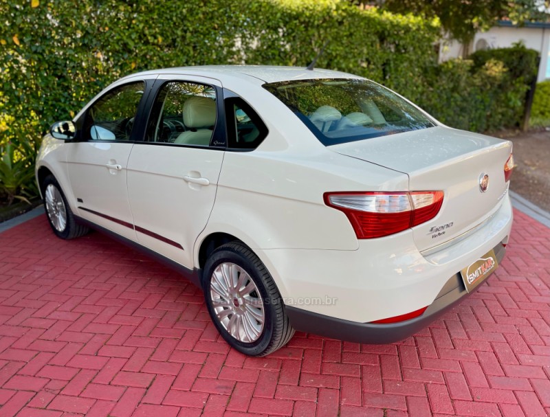 GRAND SIENA 1.6 MPI ESSENCE SUBLIME 16V FLEX 4P AUTOMATIZADO - 2016 - ROLANTE