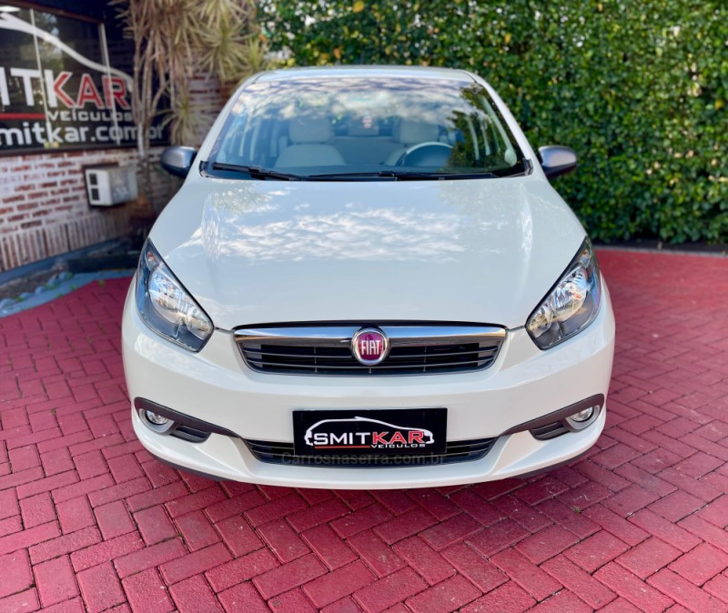 GRAND SIENA 1.6 MPI ESSENCE SUBLIME 16V FLEX 4P AUTOMATIZADO - 2016 - ROLANTE