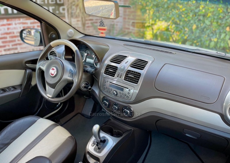 GRAND SIENA 1.6 MPI ESSENCE SUBLIME 16V FLEX 4P AUTOMATIZADO - 2016 - ROLANTE