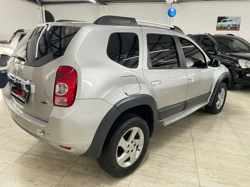 DUSTER 1.6 DYNAMIQUE 4X2 16V FLEX 4P MANUAL - 2014 - CAXIAS DO SUL
