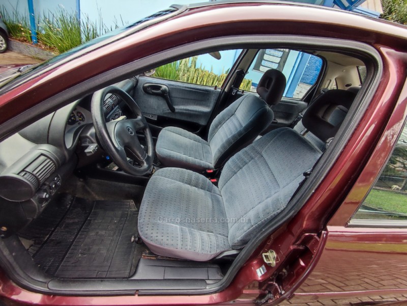 CORSA 1.6 MPFI GLS SEDAN 16V GASOLINA 4P MANUAL - 1999 - CANELA