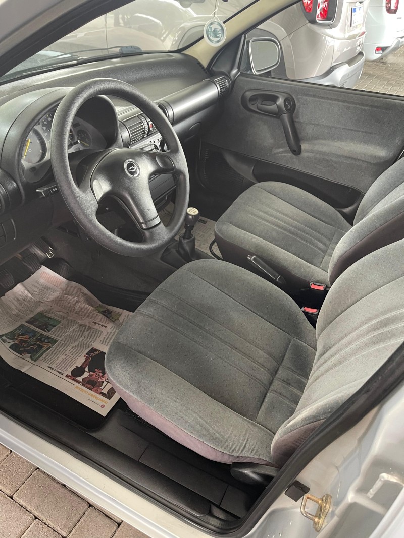 CORSA 1.6 MPFI GL SEDAN 8V GASOLINA 4P MANUAL - 1999 - CAXIAS DO SUL