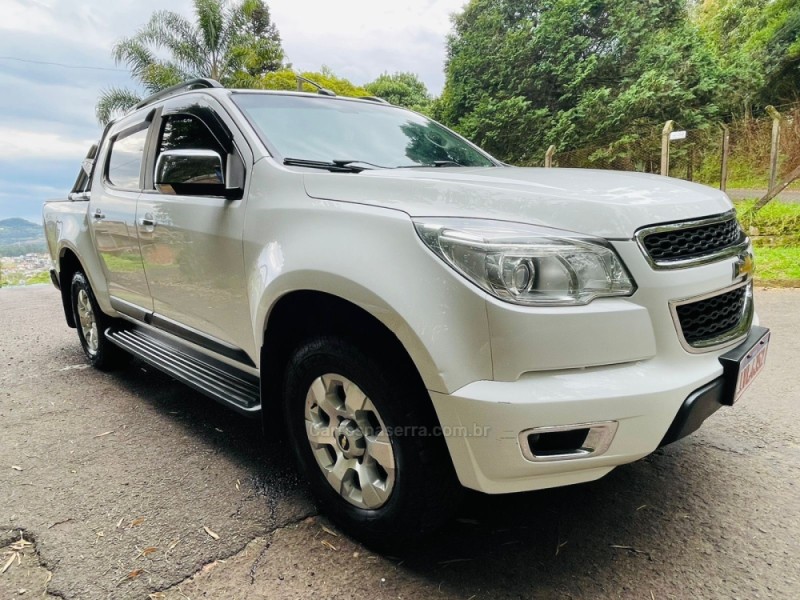 s10 2.8 ltz 4x2 cd 16v turbo diesel 4p automatico 2014 campo bom