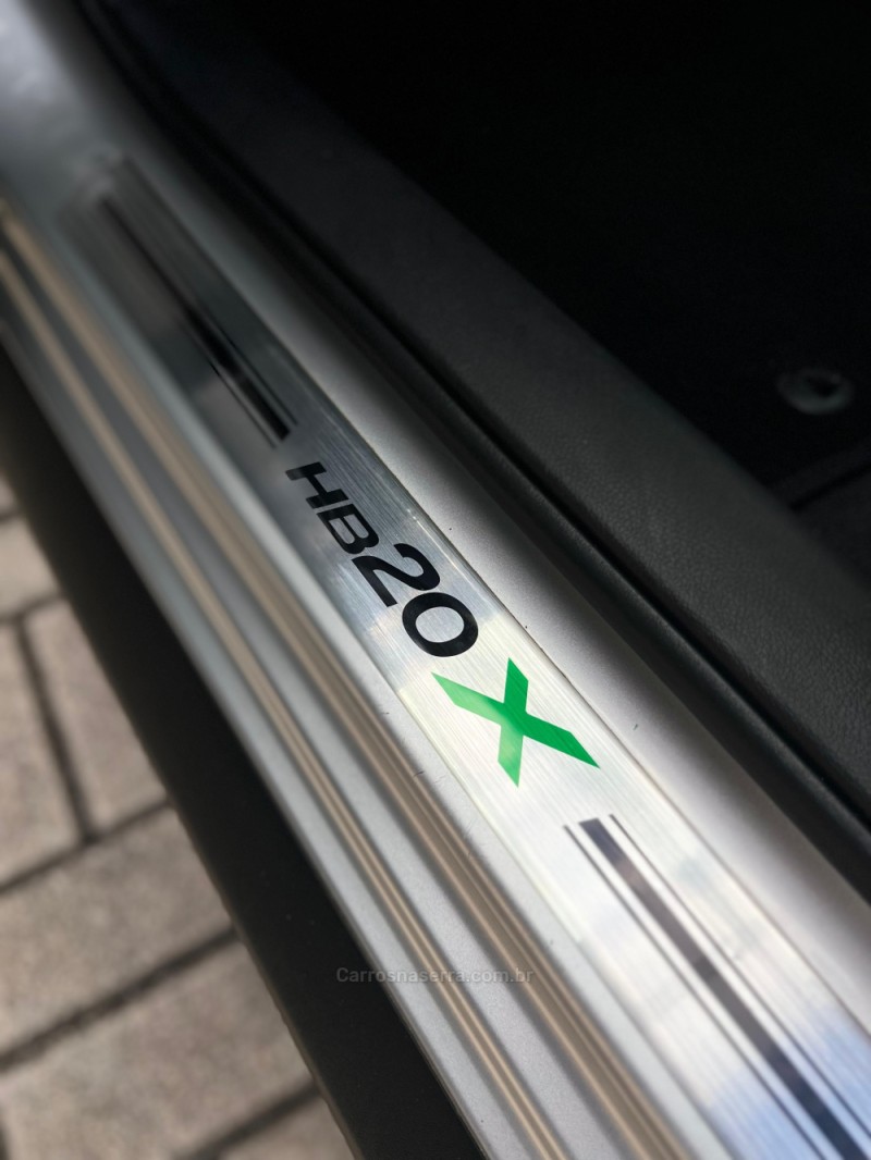 HB20X 1.6 16V PREMIUM FLEX 4P AUTOMÁTICO - 2015 - FELIZ