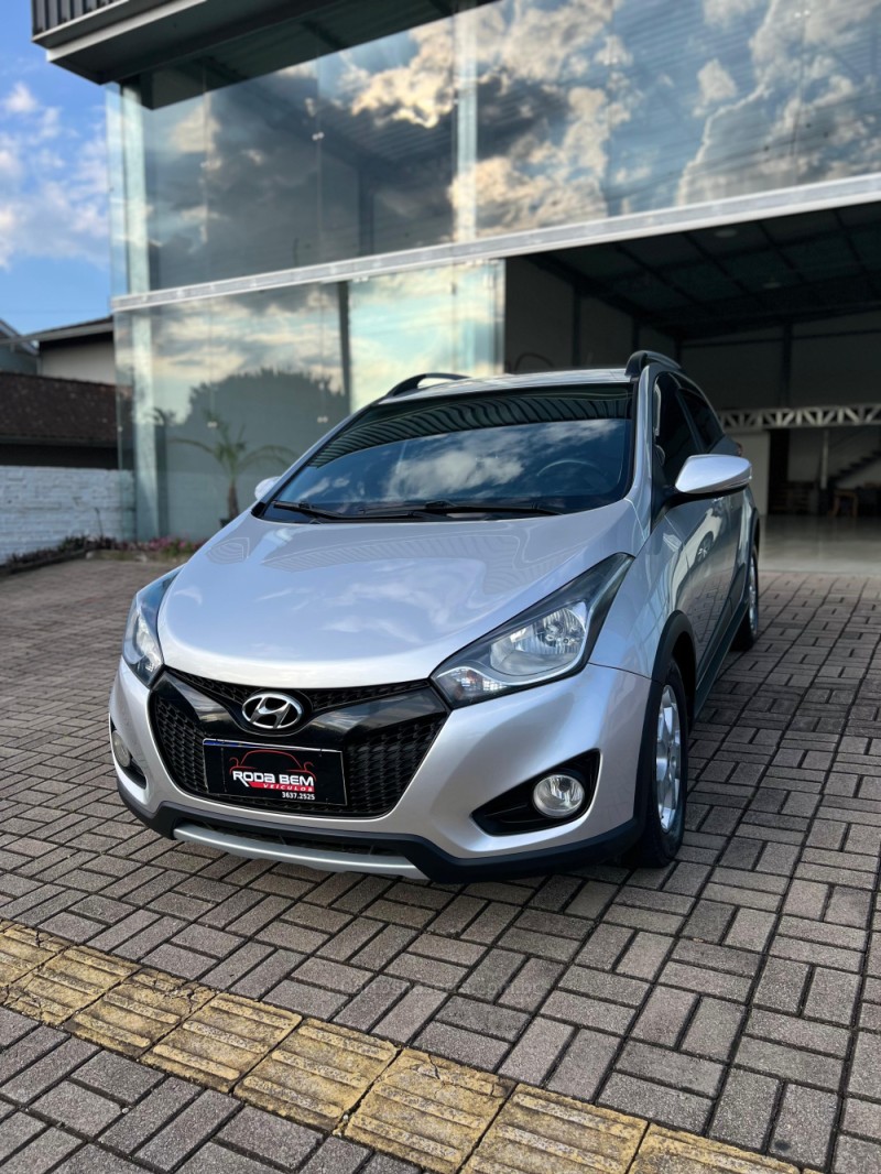 HB20X 1.6 16V PREMIUM FLEX 4P AUTOMÁTICO - 2015 - FELIZ