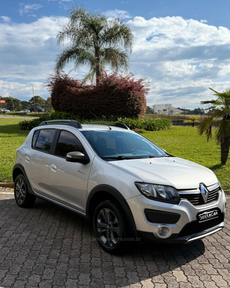 SANDERO 1.6 STEPWAY RIP CURL 8V FLEX 4P MANUAL - 2016 - CAXIAS DO SUL