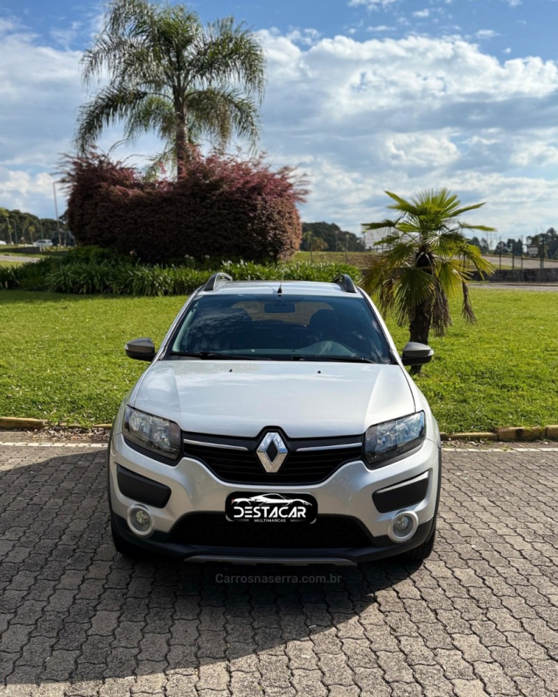 SANDERO 1.6 STEPWAY RIP CURL 8V FLEX 4P MANUAL
