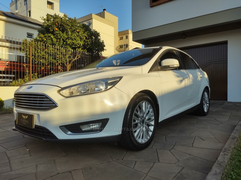 focus 2.0 titanium sedan 16v flex 4p automatico 2016 caxias do sul
