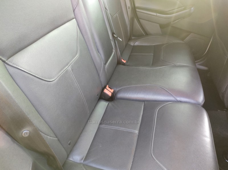 FOCUS 2.0 TITANIUM SEDAN 16V FLEX 4P AUTOMÁTICO - 2016 - CAXIAS DO SUL