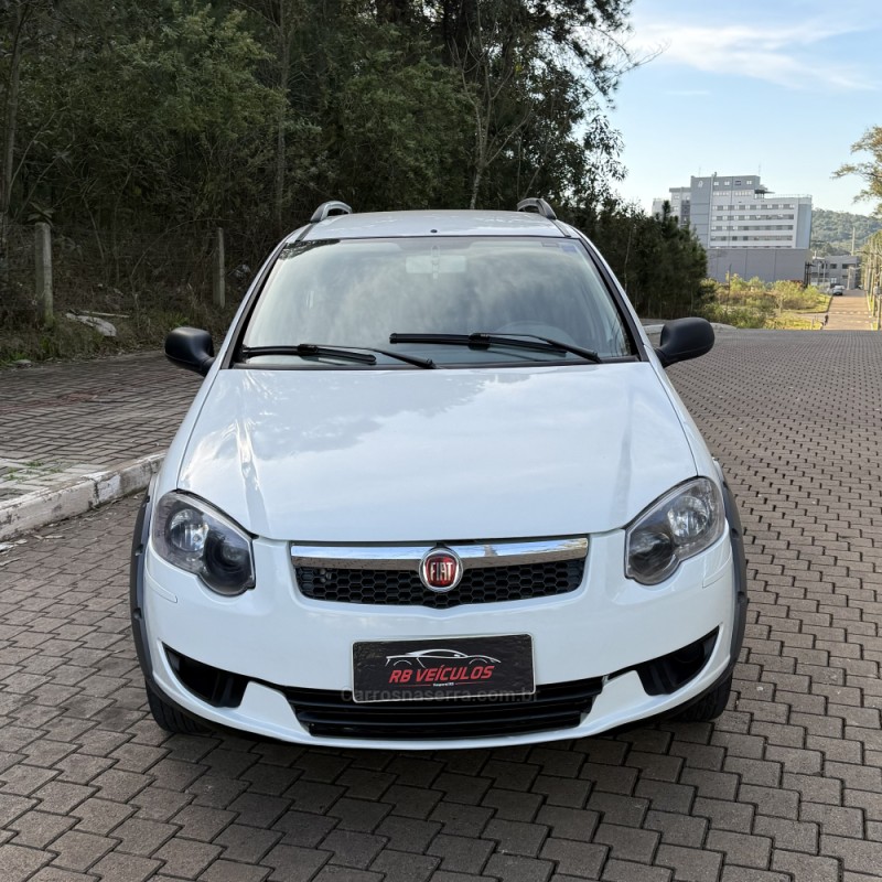 PALIO 1.6 MPI ADVENTURE WEEKEND 8V GASOLINA 4P MANUAL - 2013 - GUAPORé