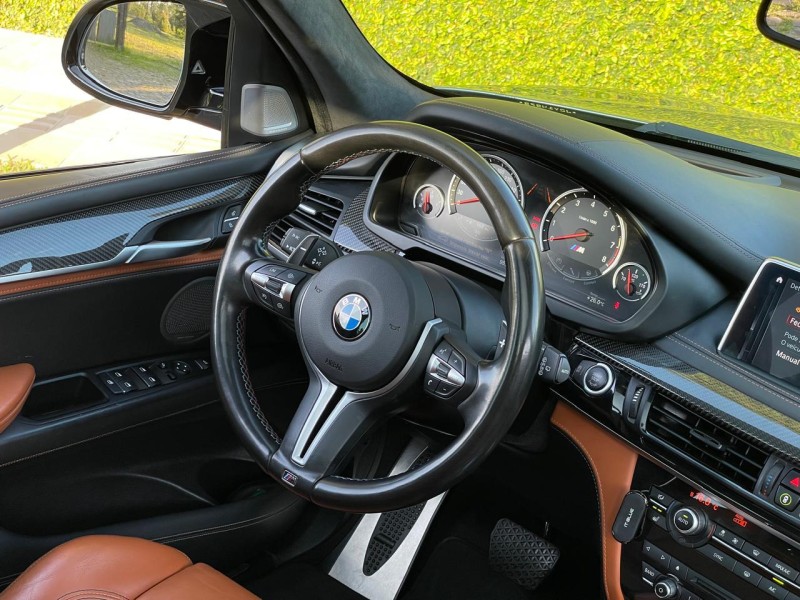 X5 4.4 M V8 32V BI-TURBO GASOLINA 4P AUTOMATICO - 2018 - FARROUPILHA