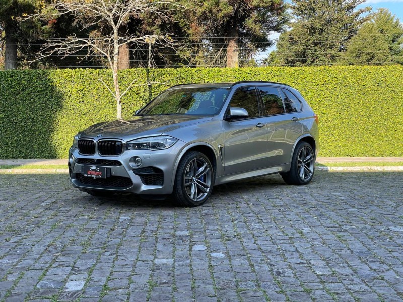 X5 4.4 M V8 32V BI-TURBO GASOLINA 4P AUTOMATICO - 2018 - FARROUPILHA