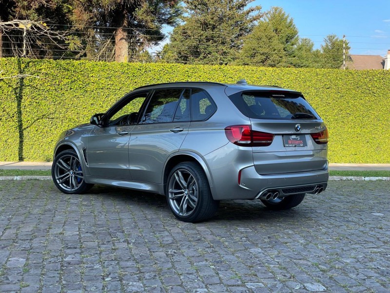 X5 4.4 M V8 32V BI-TURBO GASOLINA 4P AUTOMATICO - 2018 - FARROUPILHA