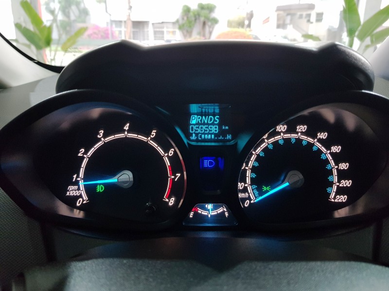 FIESTA 1.6 SEL HATCH 16V FLEX 4P AUTOMÁTICO - 2017 - CAXIAS DO SUL