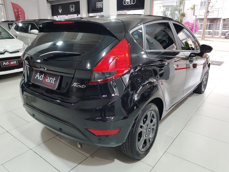 FIESTA 1.6 SEL HATCH 16V FLEX 4P AUTOMÁTICO - 2017 - CAXIAS DO SUL