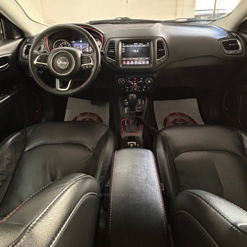 COMPASS 2.0 16V DIESEL TRAILHAWK 4X4 AUTOMÁTICO - 2019 - VACARIA
