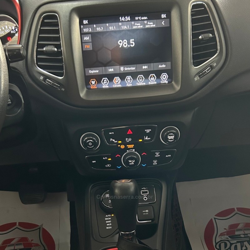 COMPASS 2.0 16V DIESEL TRAILHAWK 4X4 AUTOMÁTICO - 2019 - VACARIA