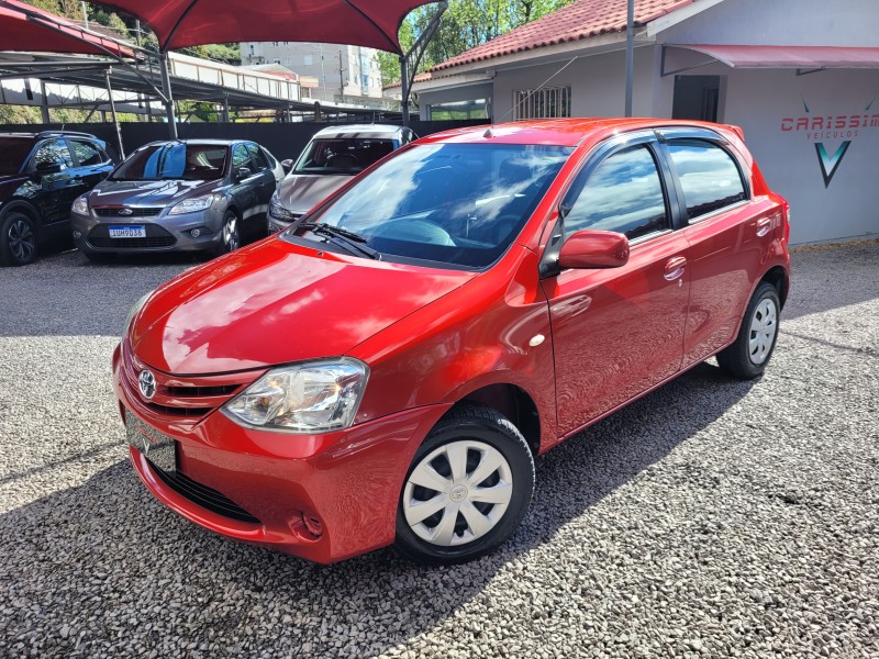 ETIOS 1.3 XS 16V FLEX 4P MANUAL