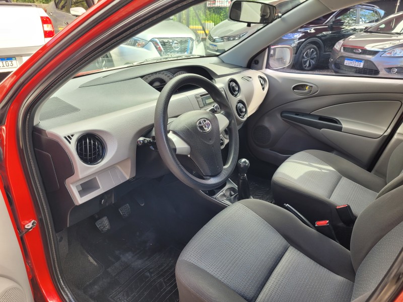 ETIOS 1.3 XS 16V FLEX 4P MANUAL - 2013 - CARLOS BARBOSA