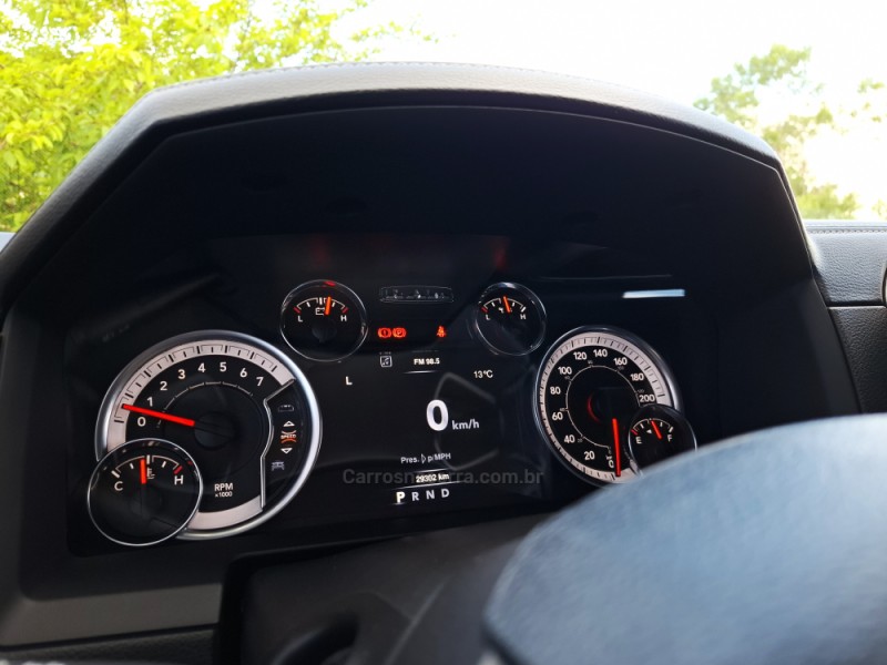 1500 5.7 V8 LIMITED NIGTH EDITION CD 4X4 GASOLINA 4P AUTOMÁTICO - 2022 - BENTO GONçALVES