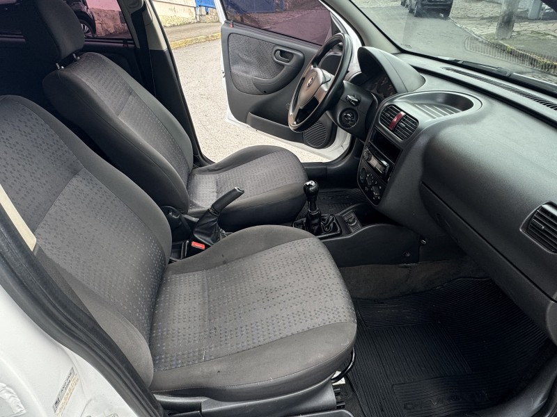 CORSA 1.0 MPFI MAXX 8V GASOLINA 4P MANUAL - 2009 - CAXIAS DO SUL