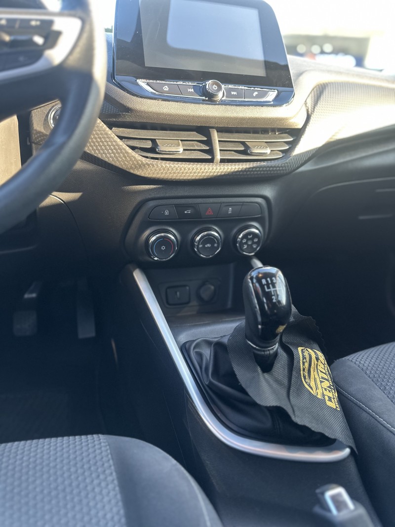 ONIX 1.0 LTZ 12V TURBO FLEX 4P MANUAL - 2023 - CAXIAS DO SUL