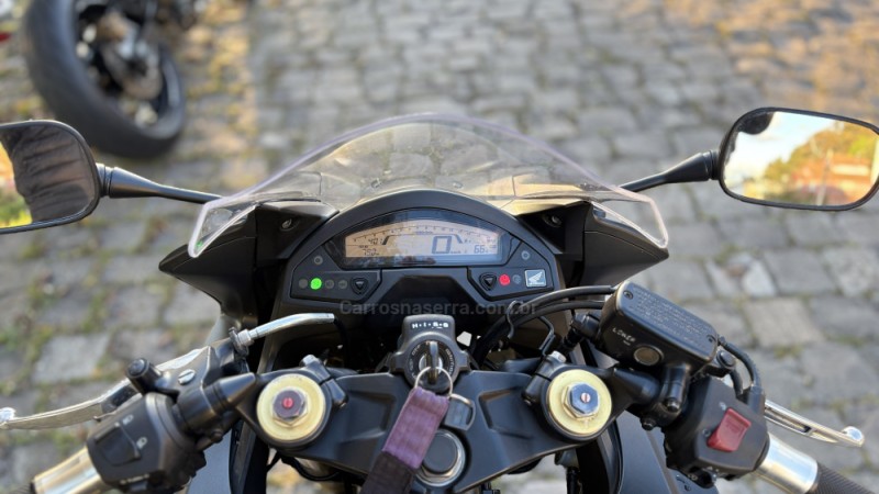 CBR 600F ABS - 2013 - CAXIAS DO SUL