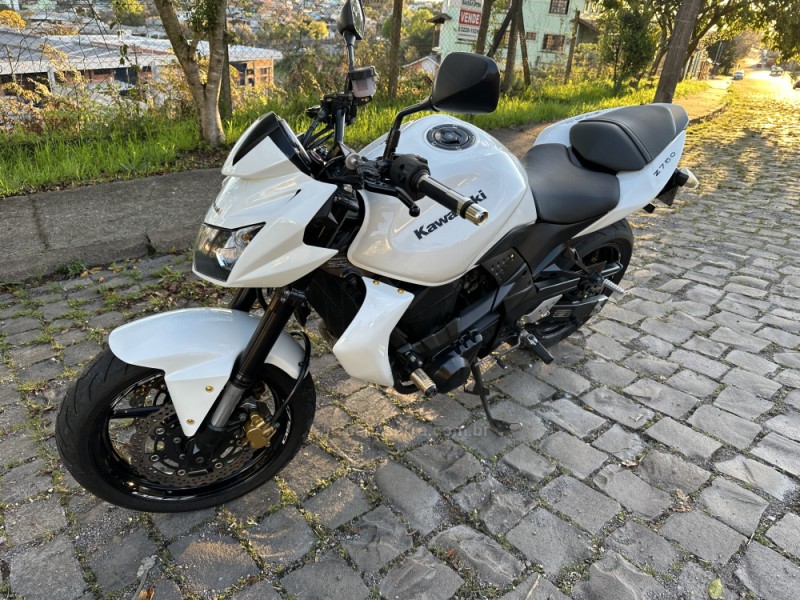 z 750 abs 2010 caxias do sul