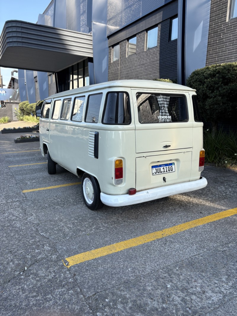 KOMBI 1.6 MI STD 8V GASOLINA 3P MANUAL - 1996 - CAXIAS DO SUL