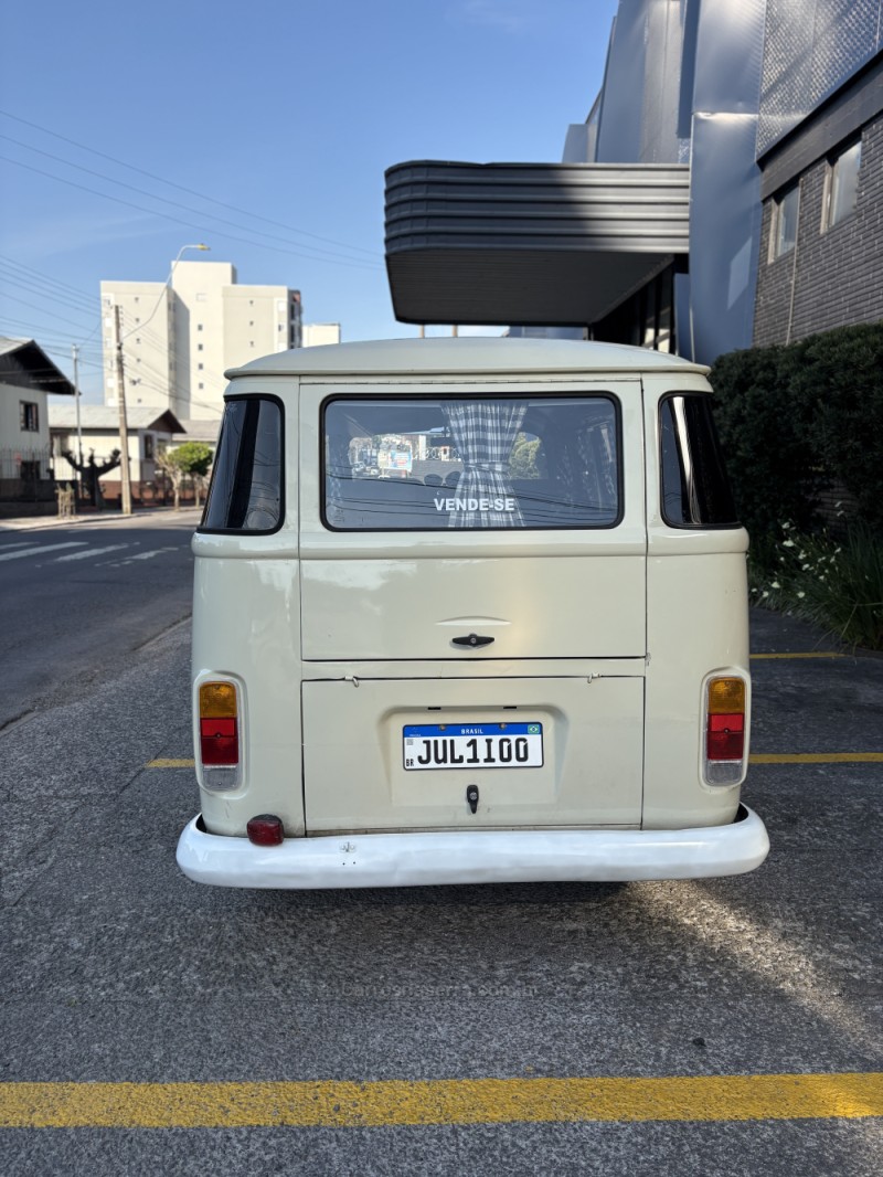 KOMBI 1.6 MI STD 8V GASOLINA 3P MANUAL - 1996 - CAXIAS DO SUL