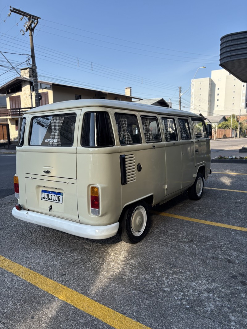 KOMBI 1.6 MI STD 8V GASOLINA 3P MANUAL - 1996 - CAXIAS DO SUL