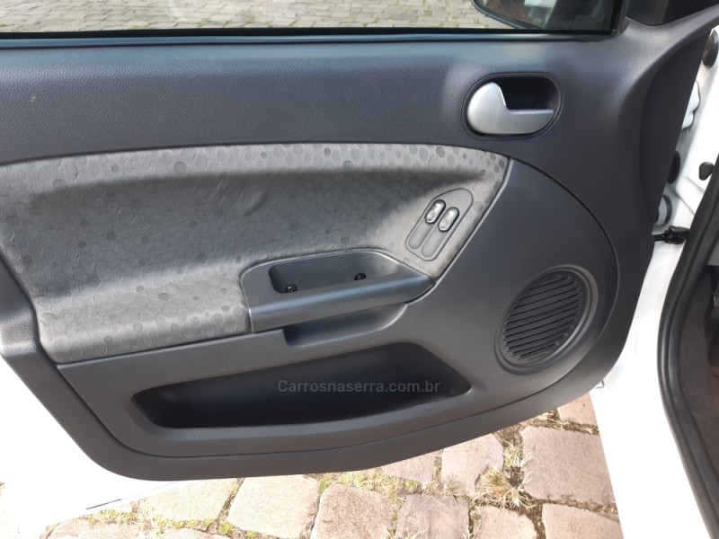 FIESTA 1.6 ROCAM SE 8V FLEX 4P MANUAL - 2014 - BENTO GONçALVES