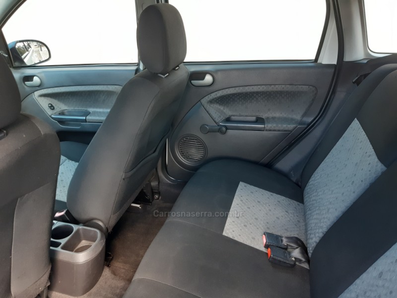 FIESTA 1.6 ROCAM SE 8V FLEX 4P MANUAL - 2014 - BENTO GONçALVES