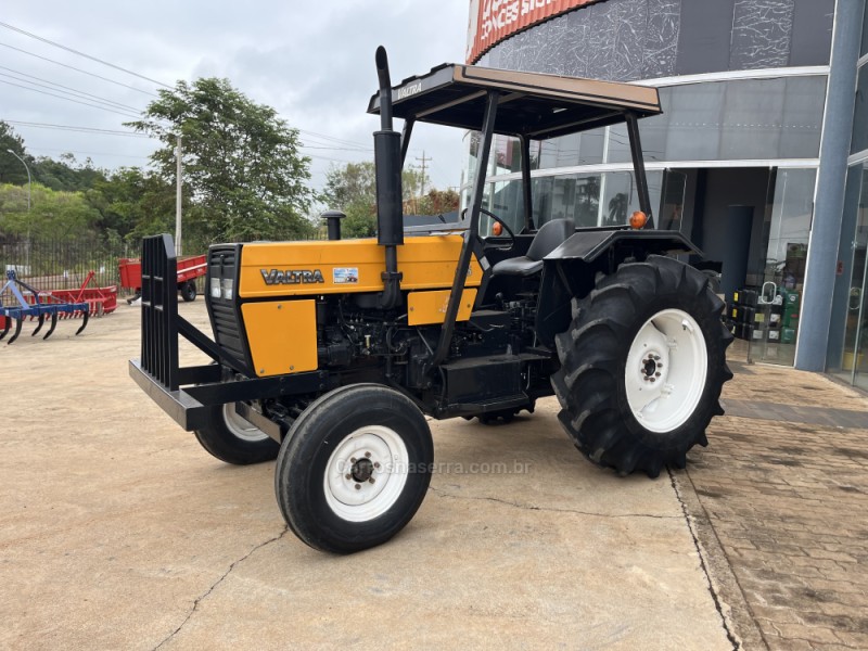 TRATOR 685  - 2006 - GUAPORé