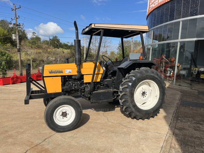 TRATOR 685  - 2006 - GUAPORé